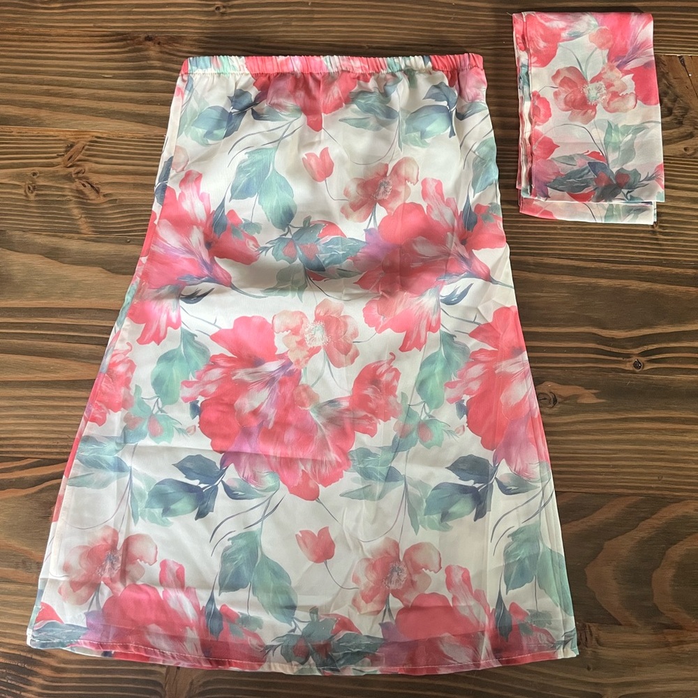 Strapless Floral Mini - Picture 4 of 8